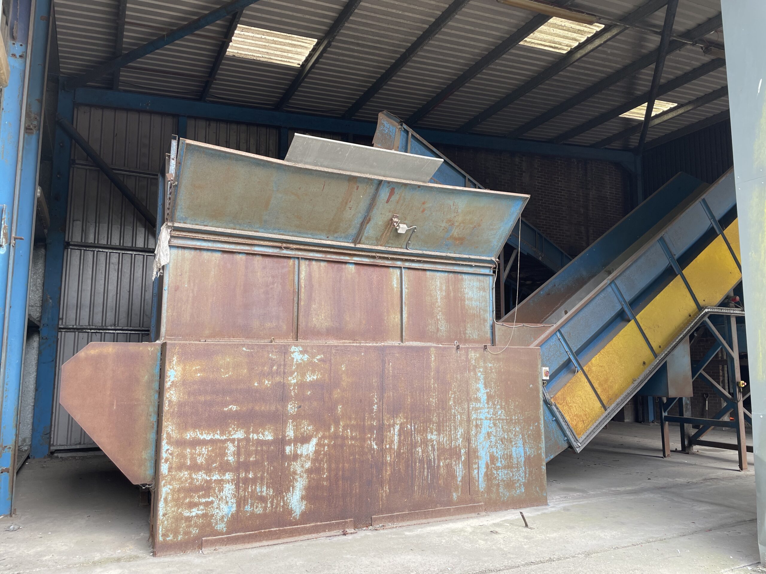 Ken Mills Engineering DMR Waste Recycling System