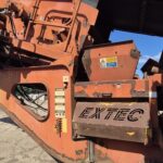 Extec S-5 tracked mobile screener
