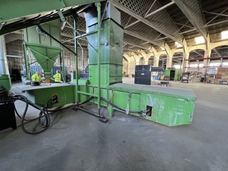 Ken Mills Twin Ram baler