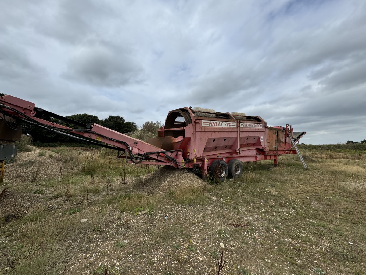 Finlay 790 Trommel Screener