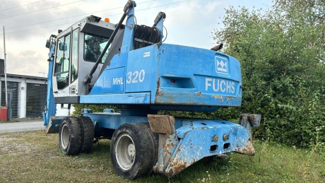 Terex Fuchs MHL 320 Material Handler