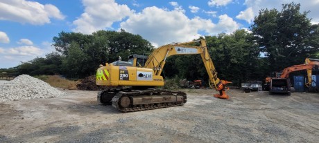 Komatsu PC290LC