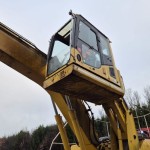 Komatsu  PC210LC-8 Excavator with selector grab