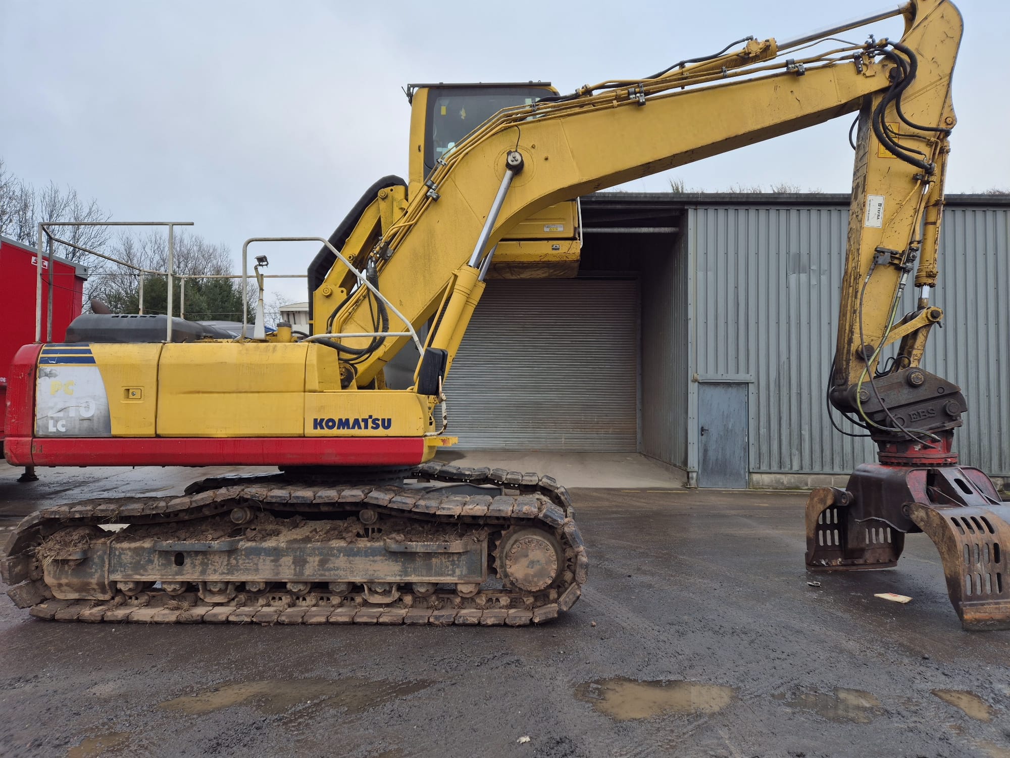 Komatsu  PC210LC-8 Excavator with selector grab