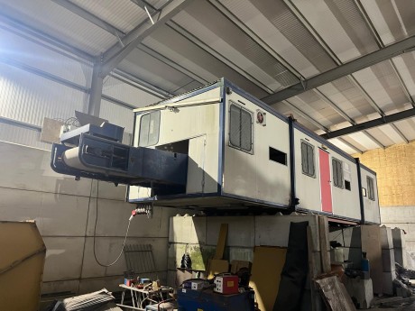 2 Bay Picking Line Cabin