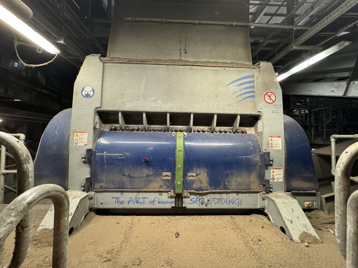 Lindner Komet 2200HP Single Shaft Shredder