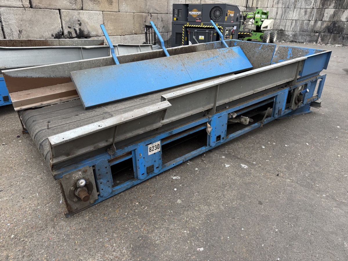 Stadler Conveyor (8230)