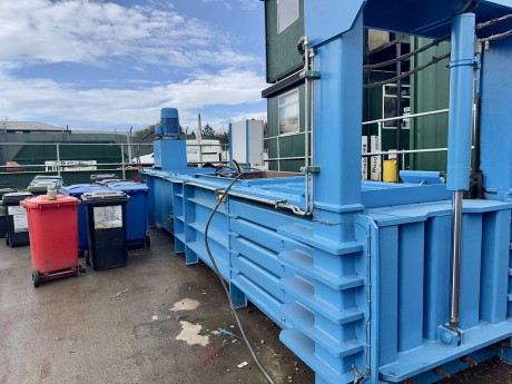 PAAL PAC B Series – Closed-End Channel Baling Press