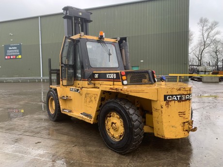 Caterpillar Fork Truck V330B