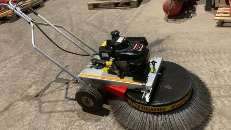 Wastermann path cleaner