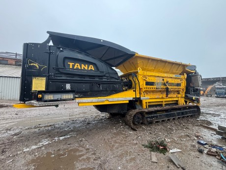 Tana Shark 440DT Single Shaft Shredder