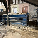 Harris Badger Twin Ram Baler with American Wire Tie System Harris Badger Twin Ram Baler with American Wire Tie System