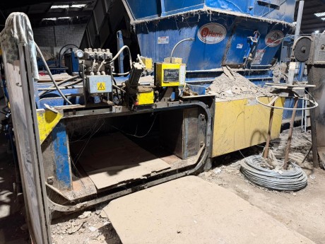 Harris Badger Twin Ram Baler with American Wire Tie System