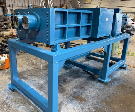 Ulster U100 Twin Shaft Shredder