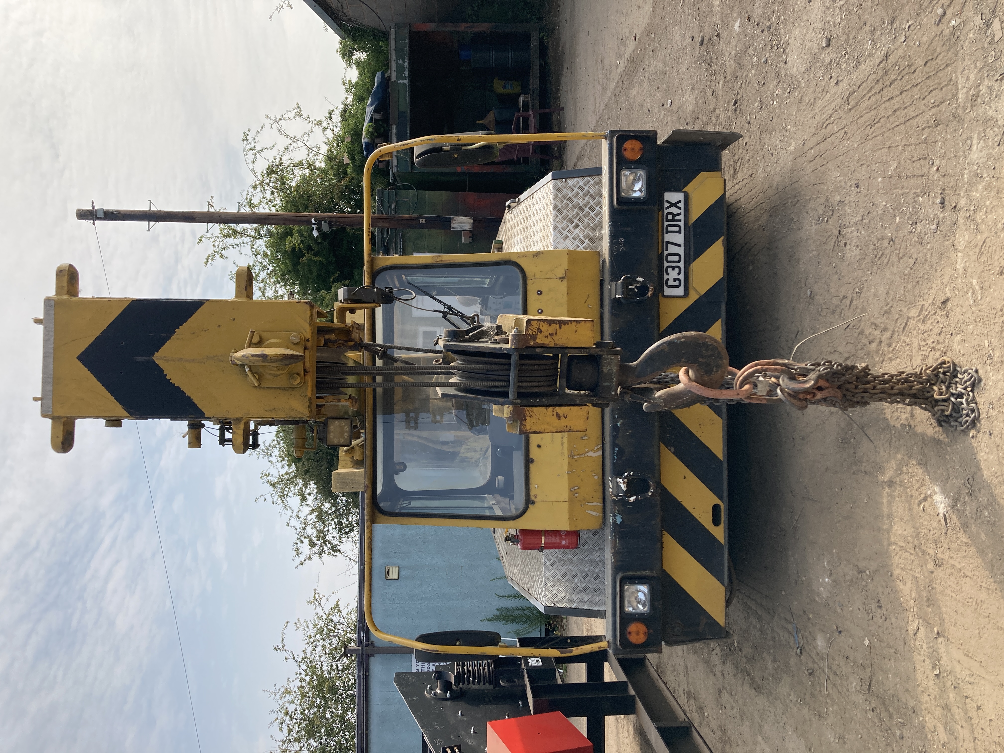 Groves Cole All purpose Mobile Crane