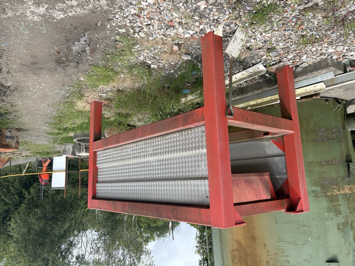 M&J P2000 S Shredder M&J P2000 S Shredder