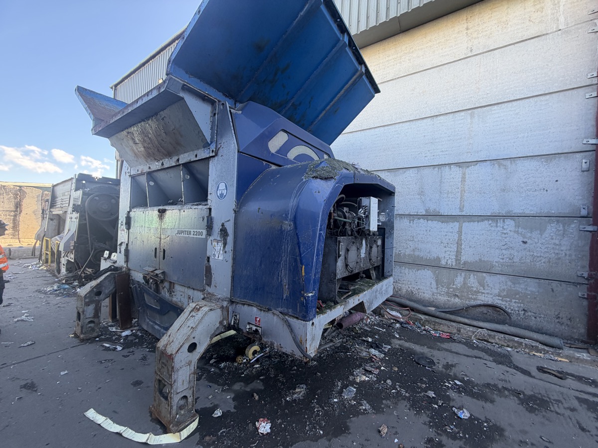 Lindner Jupiter 2200 Fire Damaged